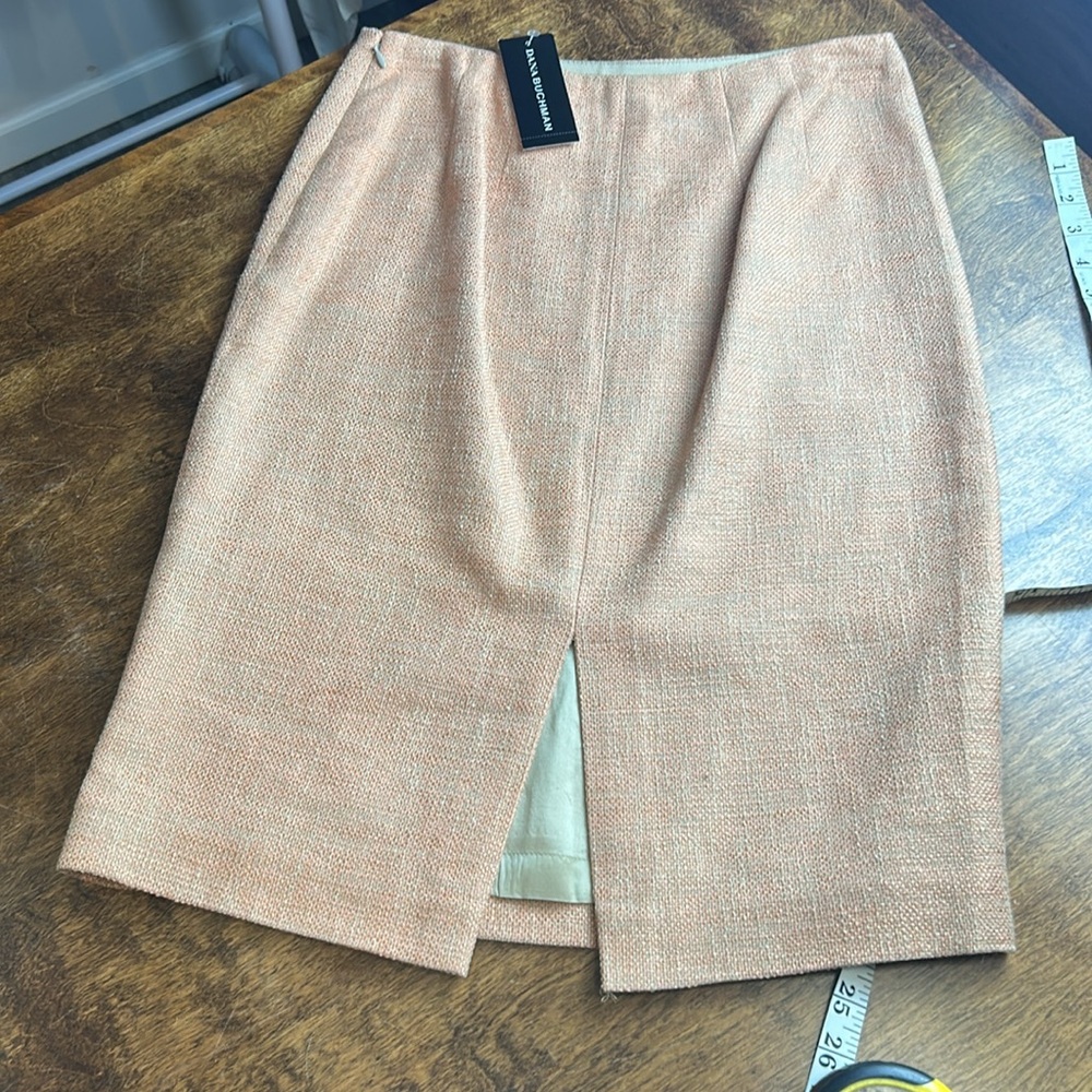 TWEED SKIRT Dana Buchman Size 4‎